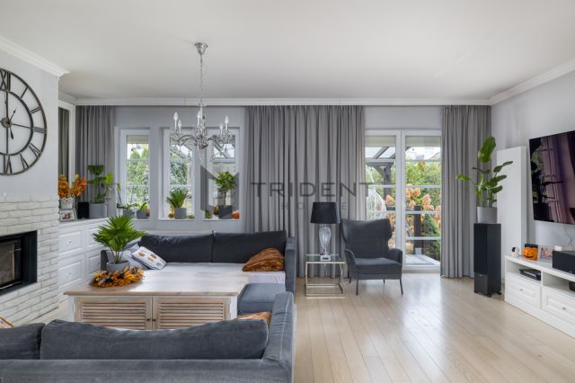 dom szeregowy, 5 pokoi Józefosław, ul. Bretanii. Zdjęcie 4