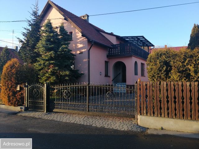 dom wolnostojący, 6 pokoi Racławice Śląskie. Zdjęcie 1