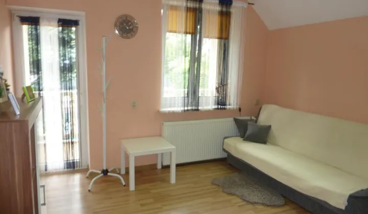 dom wolnostojący, 8 pokoi Legionowo