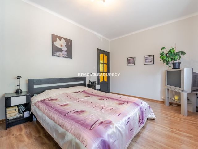 dom wolnostojący, 7 pokoi Pcim. Zdjęcie 28