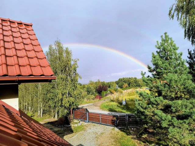 dom wolnostojący, 5 pokoi Sulistrowice. Zdjęcie 1