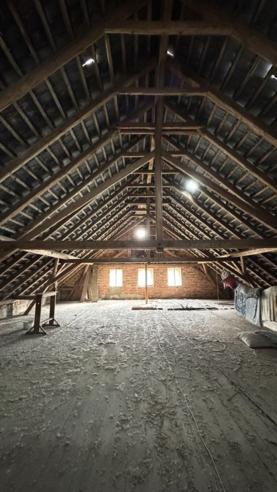 dom wolnostojący, 10 pokoi Czernica. Zdjęcie 4