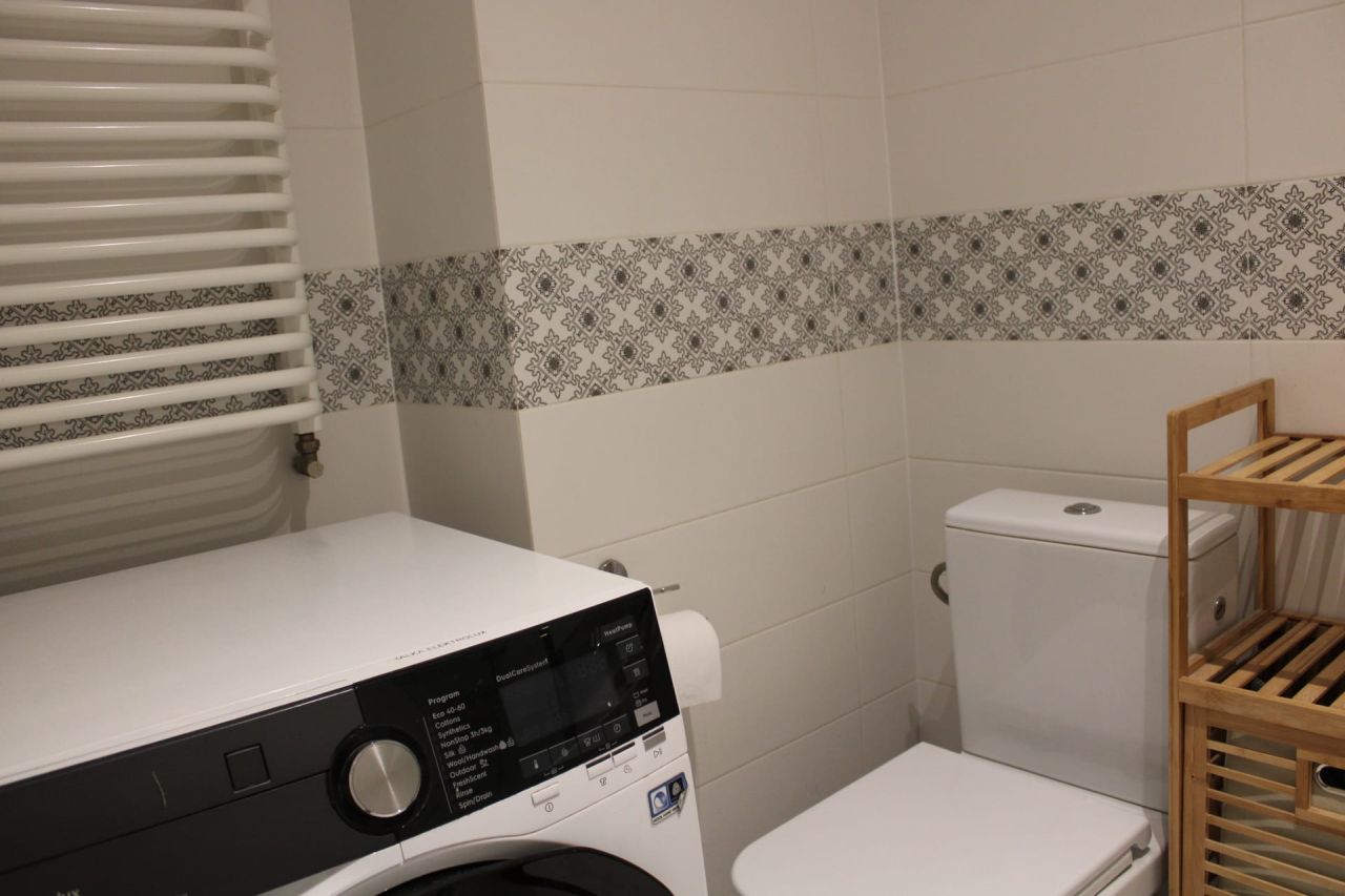 Mieszkanie 4-pokojowe Kraków Bieżanów, ul. Henryka i Karola Czeczów. Zdjęcie 4