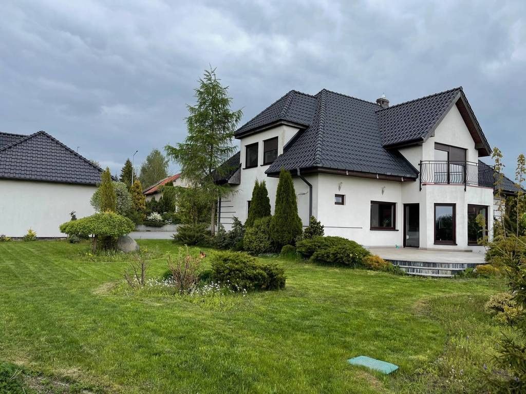 dom wolnostojący, 5 pokoi Sulimy. Zdjęcie 1