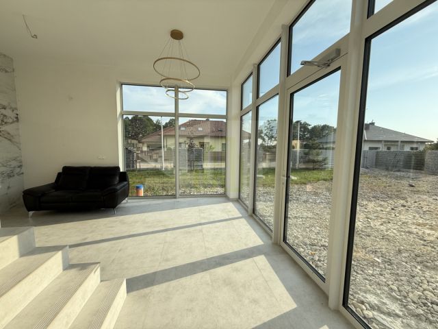 Lokal Warszawa, ul. Kobiałka. Zdjęcie 9