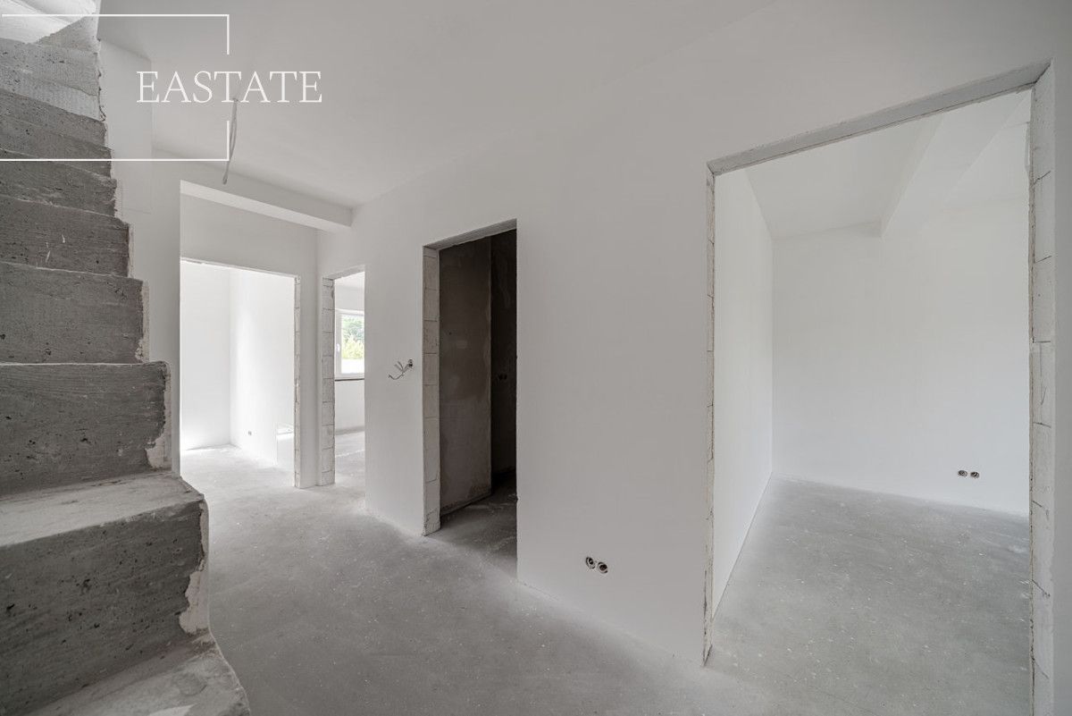 dom szeregowy, 5 pokoi Płochocin. Zdjęcie 9