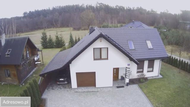 dom wolnostojący, 5 pokoi Bratian, ul. Sosnowa. Zdjęcie 1