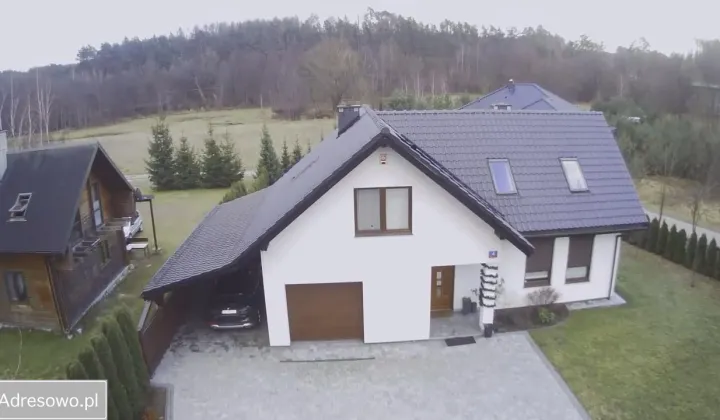 dom wolnostojący, 5 pokoi Bratian, ul. Sosnowa