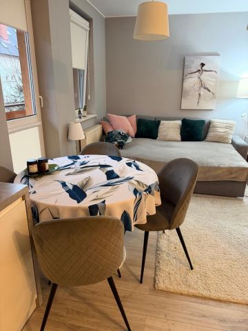 Mieszkanie 2-pokojowe Warszawa Wawer, ul. Wał Miedzeszyński. Zdjęcie 1