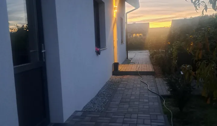 dom wolnostojący, 4 pokoje Nieciszów, ul. Sportowa