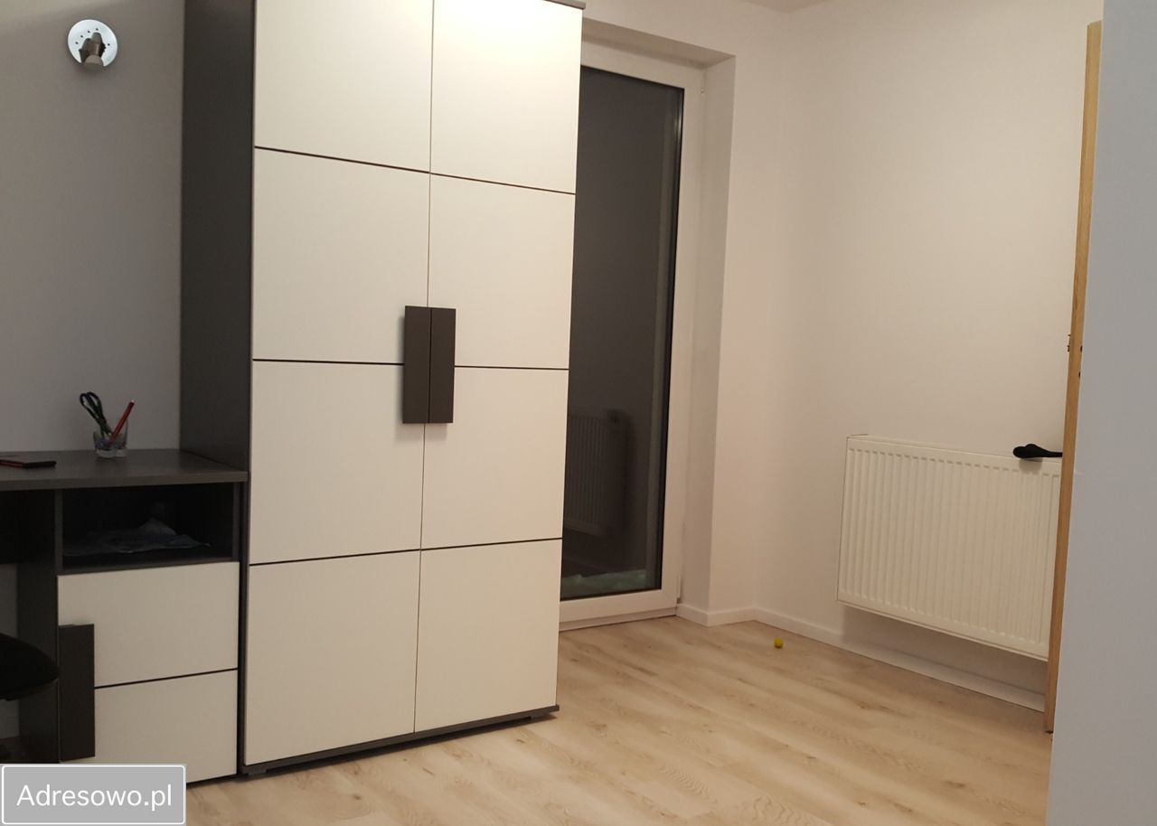 gospodarstwo, 5 pokoi Kramarzyny. Zdjęcie 18