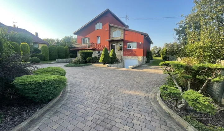 dom wolnostojący, 5 pokoi Sosnowiec Klimontów, ul. Kornela Makuszyńskiego