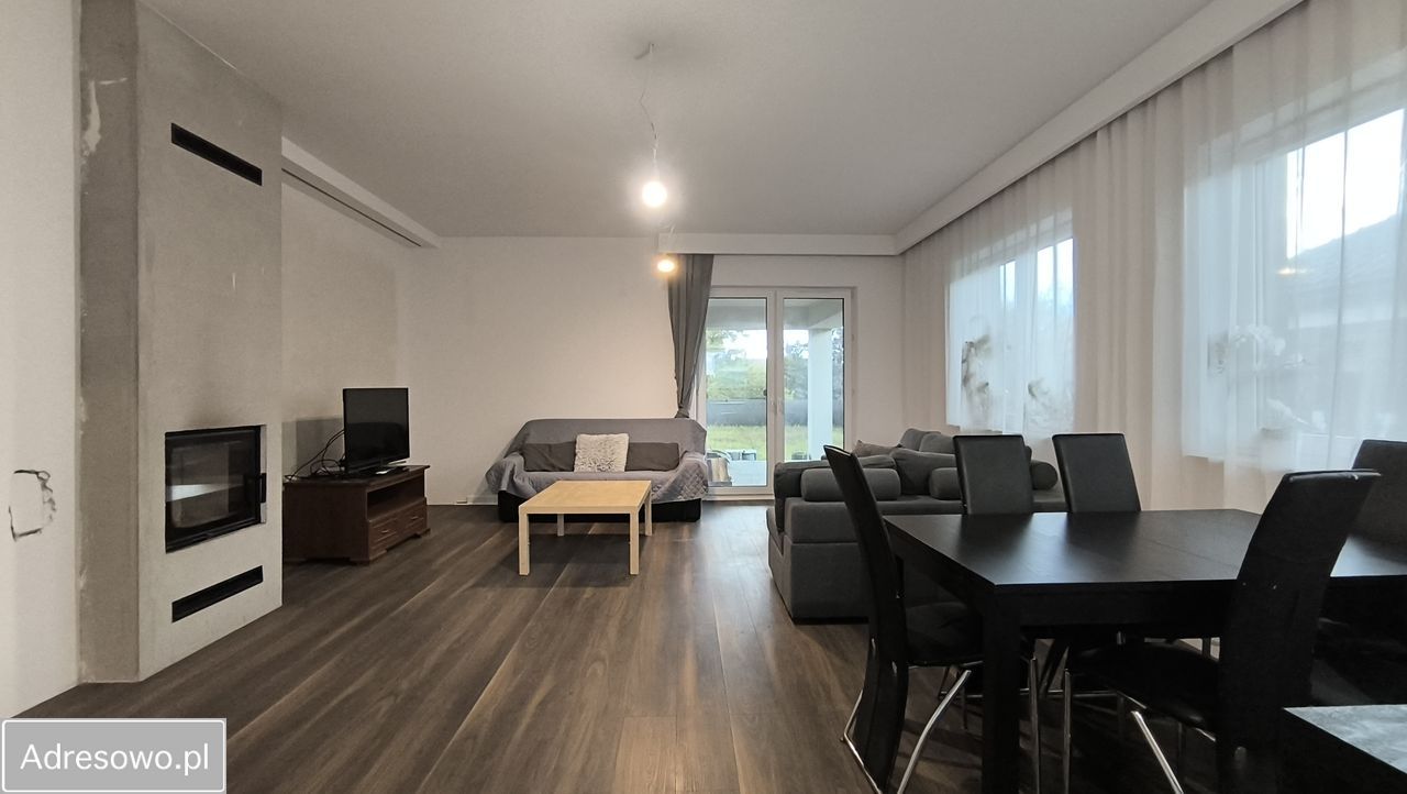 dom wolnostojący, 5 pokoi Jachranka. Zdjęcie 14