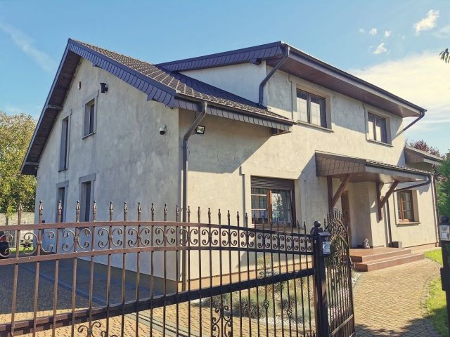 dom wolnostojący, 8 pokoi Witaszyce, ul. Szkolna. Zdjęcie 2