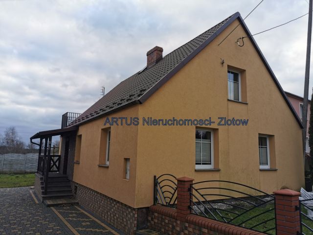 dom wolnostojący, 4 pokoje Wielki Buczek. Zdjęcie 1