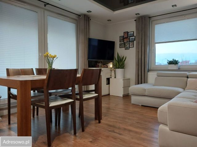 Mieszkanie 3-pokojowe Płock, ul. Górna. Zdjęcie 1