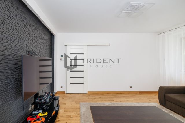 Mieszkanie 3-pokojowe Julianów, ul. Czajki. Zdjęcie 2