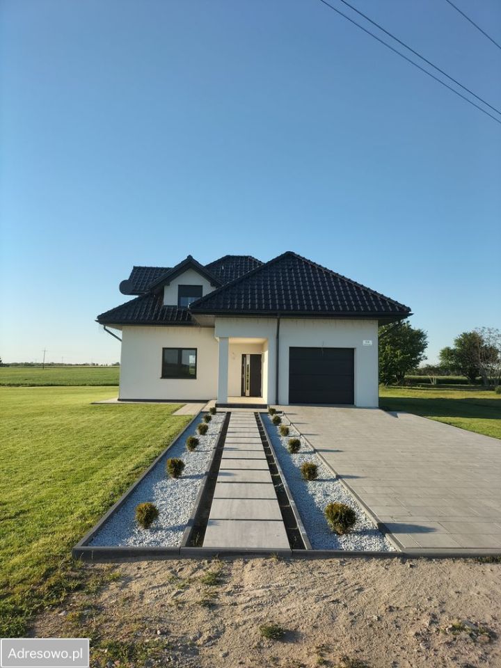 dom wolnostojący, 5 pokoi Niewierz