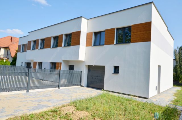 bliźniak, 5 pokoi Łomianki. Zdjęcie 3