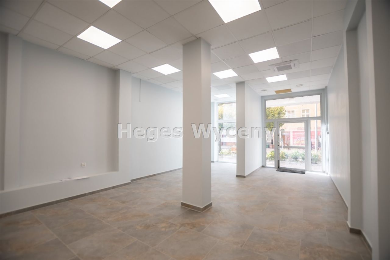 Lokal Jawor, ul. Grunwaldzka. Zdjęcie 2