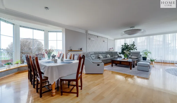 dom wolnostojący, 5 pokoi Plęsy