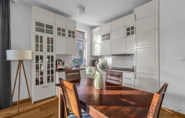 Mieszkanie 3-pokojowe Warszawa Mokotów, ul. Bartycka. Zdjęcie 3