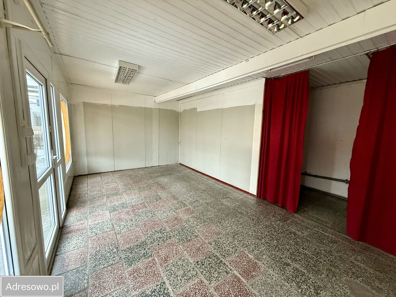 Lokal Gniezno, os. Jagiellońskie. Zdjęcie 2