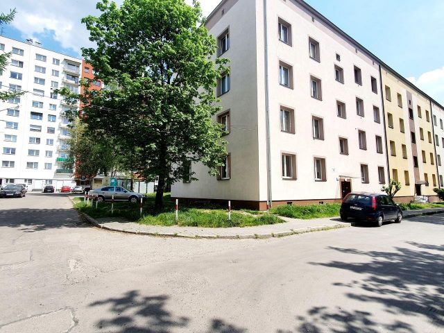 Mieszkanie 2-pokojowe Zabrze Centrum, ul. gen. Charlesa de Gaulle'a. Zdjęcie 1