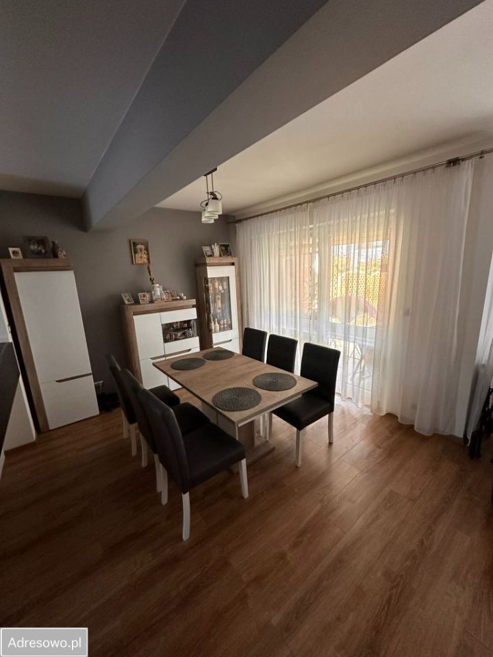 dom szeregowy, 4 pokoje Marki, ul. gen. Józefa Hallera. Zdjęcie 2