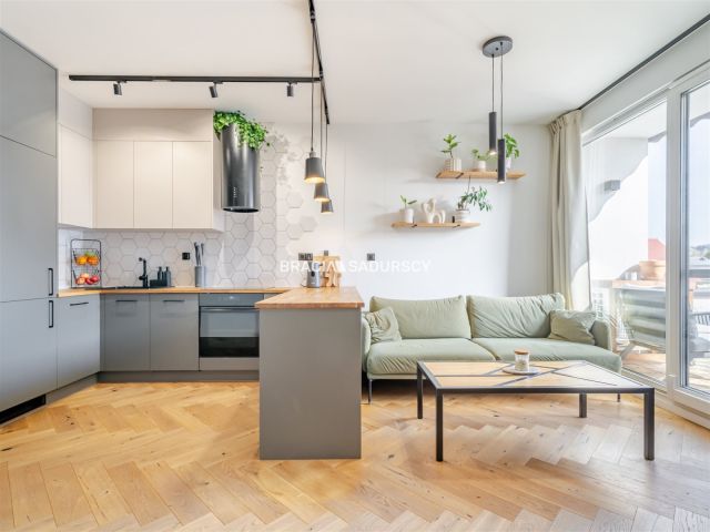 Mieszkanie 4-pokojowe Wieliczka, ul. Sadowa. Zdjęcie 2