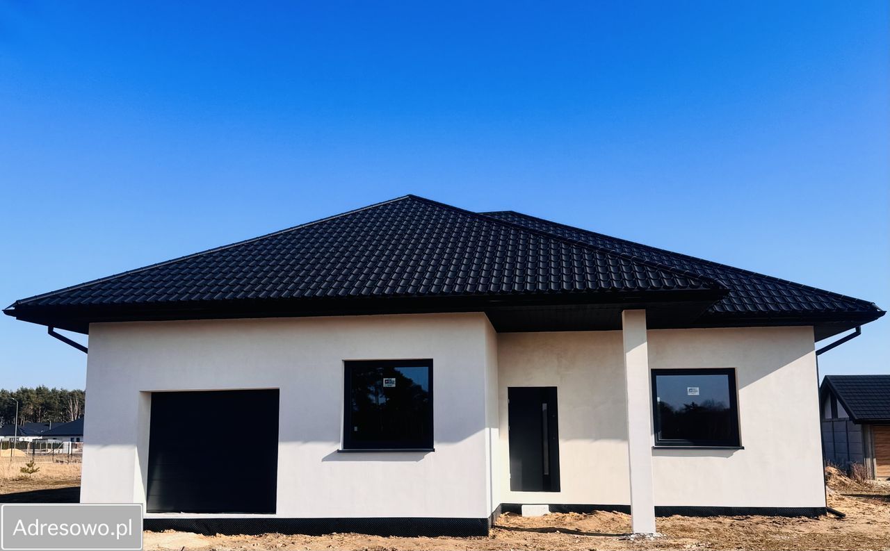 dom wolnostojący, 5 pokoi Łuszczanowice-Kolonia. Zdjęcie 2