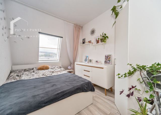 Mieszkanie 3-pokojowe Bielsko-Biała, ul. Konstantego Ildefonsa Gałczyńskiego. Zdjęcie 5