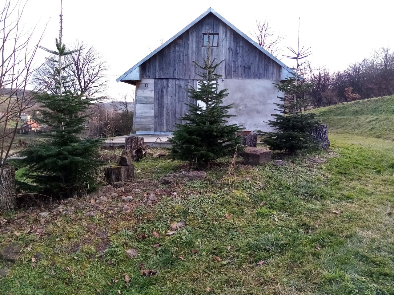 dom wolnostojący, 1 pokój Węgierka. Zdjęcie 2