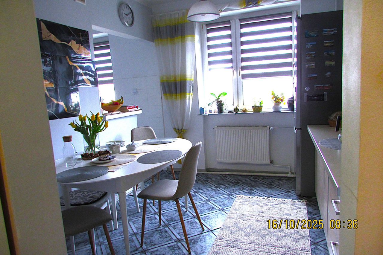 Mieszkanie 3-pokojowe Świtały. Zdjęcie 8