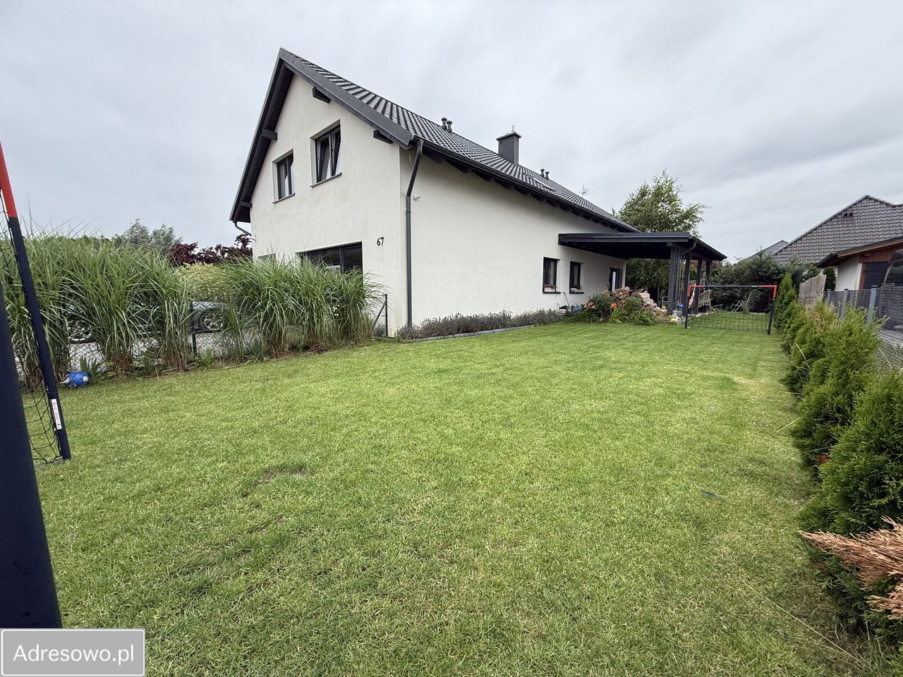 dom wolnostojący, 6 pokoi Chojniczki