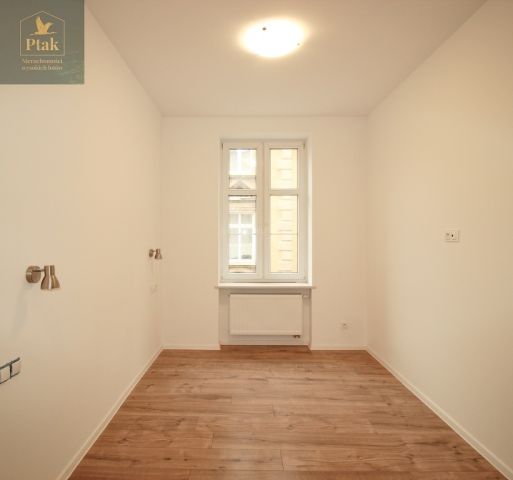 Mieszkanie 3-pokojowe Poznań Centrum, ul. Za Bramką. Zdjęcie 8