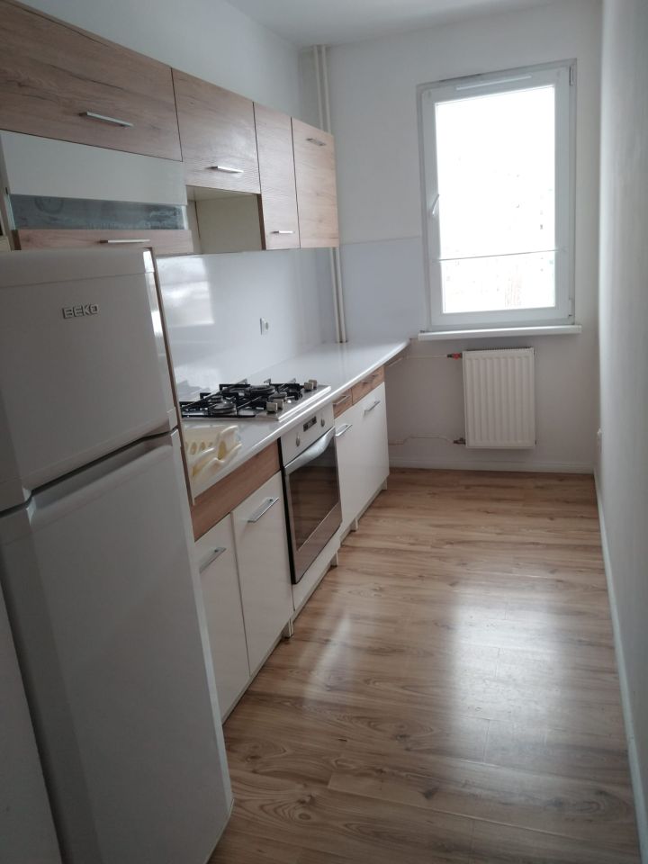 Mieszkanie 2-pokojowe Bielsko-Biała, 1 armii wojska polskiego. Zdjęcie 11