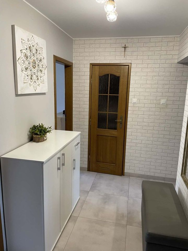 Mieszkanie 3-pokojowe Jarocin. Zdjęcie 2