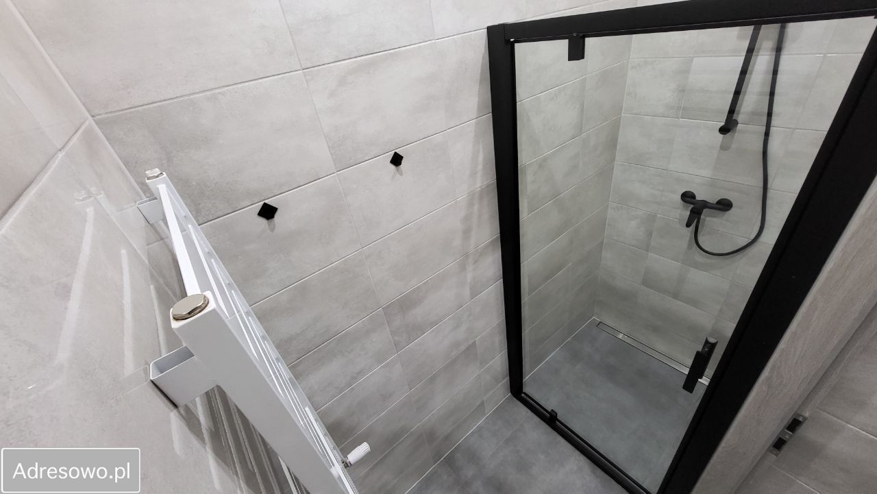 Lokal Radziechowy, ul. Główna. Zdjęcie 3