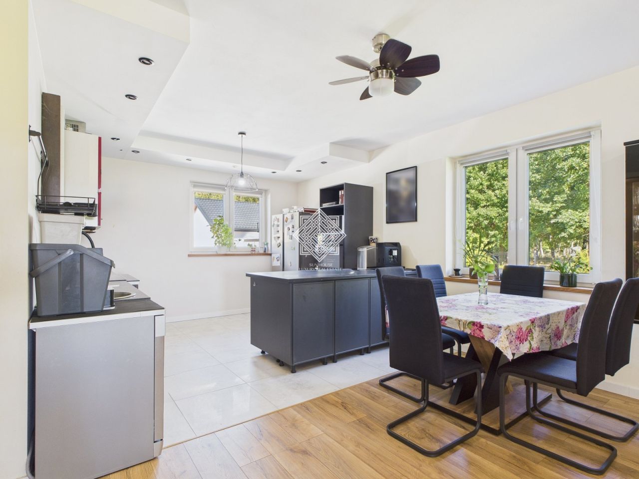 dom wolnostojący, 6 pokoi Młodzieszyn. Zdjęcie 5