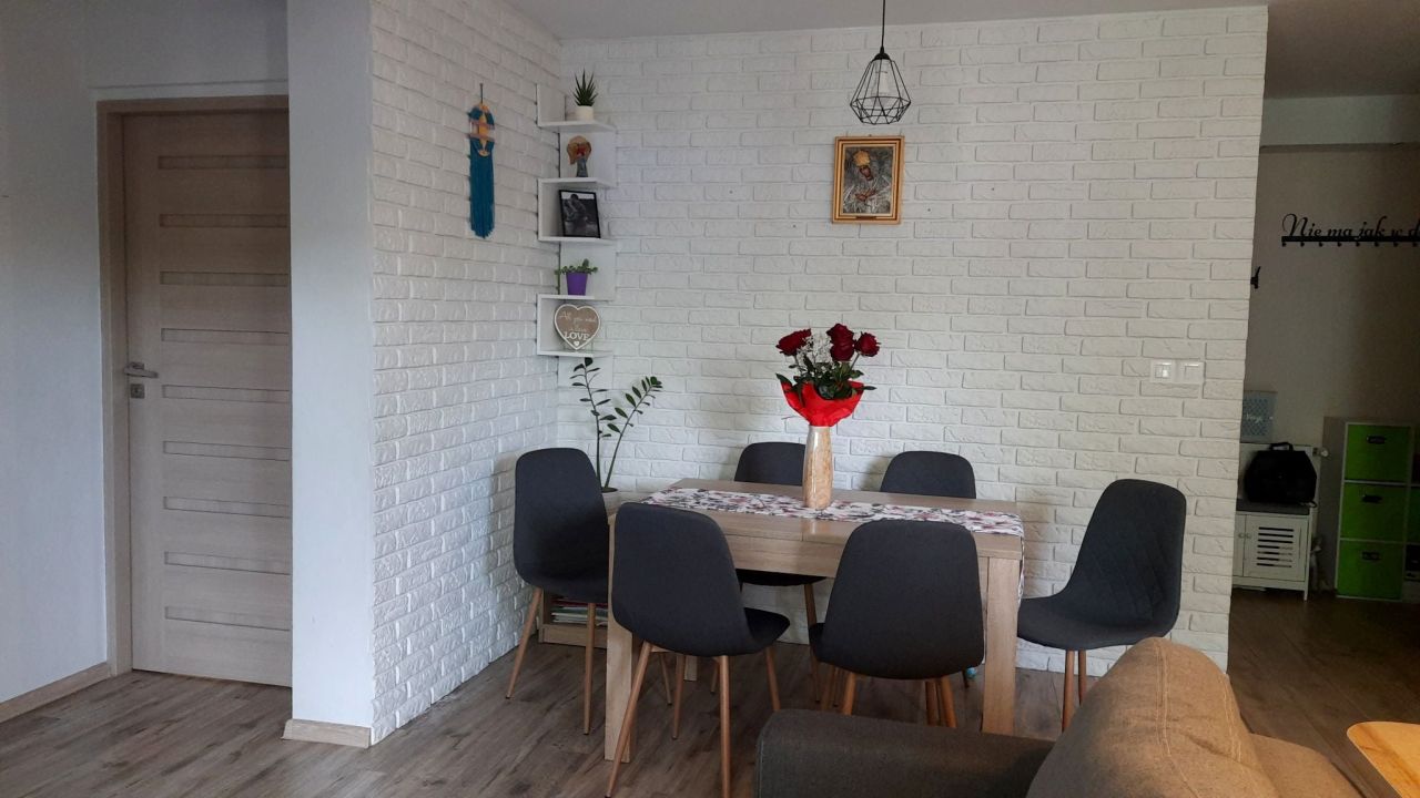 Mieszkanie 3-pokojowe Korczyna. Zdjęcie 3