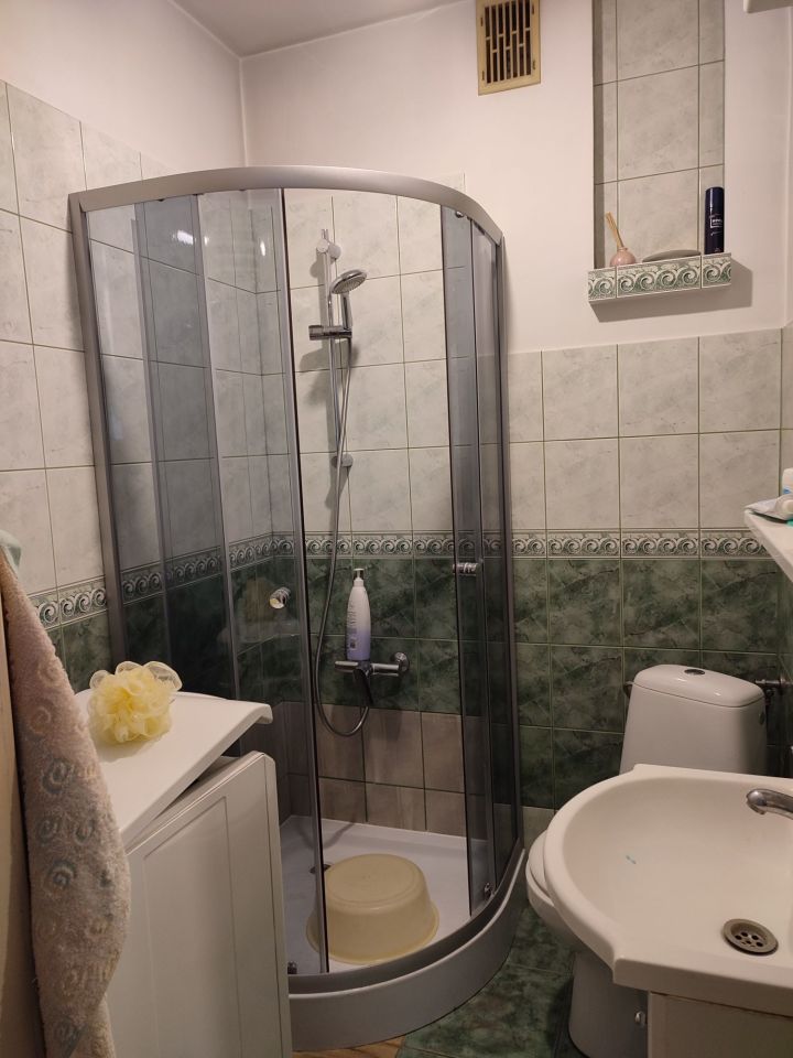 bliźniak, 4 pokoje Gniezno. Zdjęcie 2