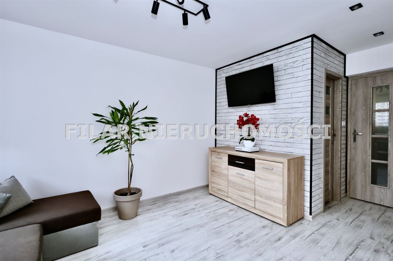 Mieszkanie 3-pokojowe Lubin Przylesie. Zdjęcie 2