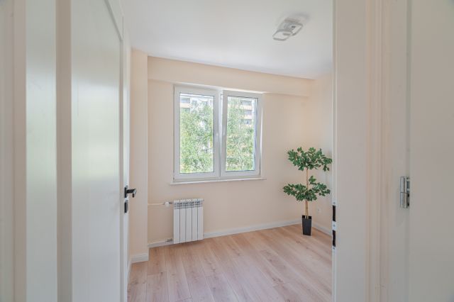 Mieszkanie 4-pokojowe Radom Gołębiów, ul. ks. Ignacego Skorupki. Zdjęcie 6