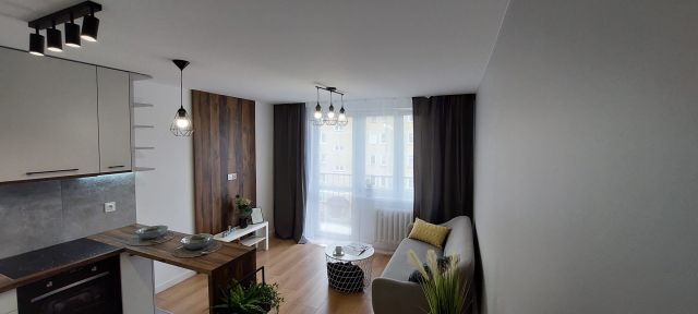 Mieszkanie 3-pokojowe Tarnów, ul. Rolnicza. Zdjęcie 1