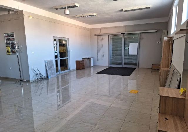 Lokal Tarnobrzeg, ul. Henryka Sienkiewicza. Zdjęcie 17