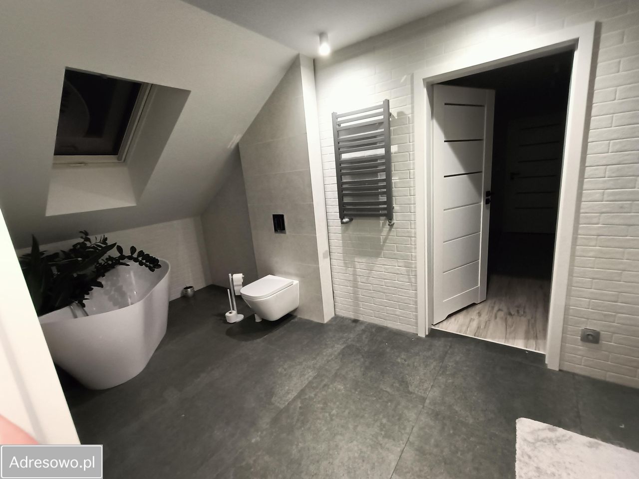 dom wolnostojący, 4 pokoje Okuniew, ul. Warszawska. Zdjęcie 17