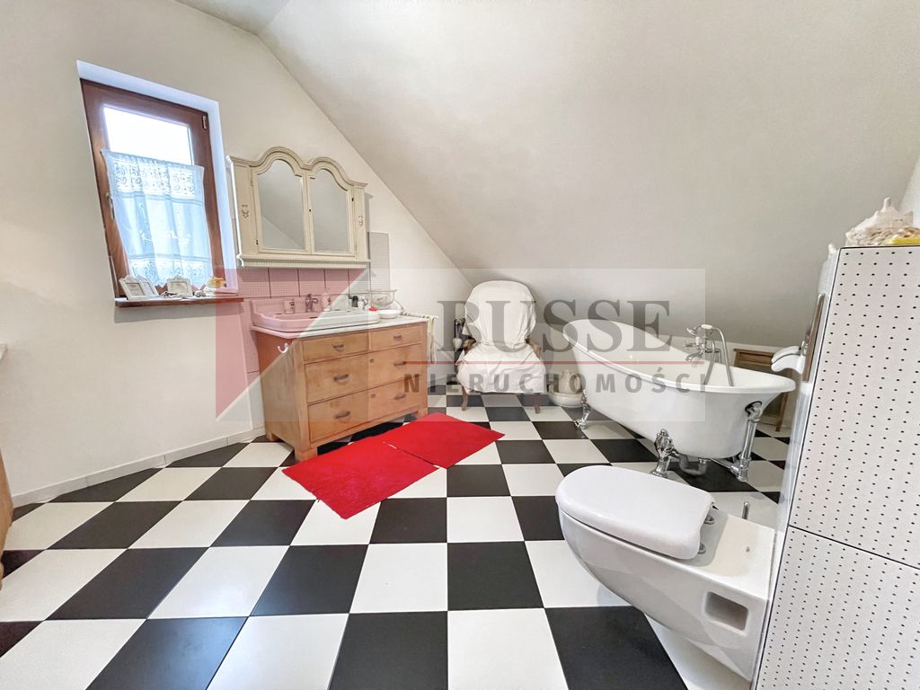 dom wolnostojący, 7 pokoi Trzeszczyn. Zdjęcie 16