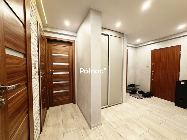 Mieszkanie 3-pokojowe Kraków Mistrzejowice, os. Oświecenia. Zdjęcie 4