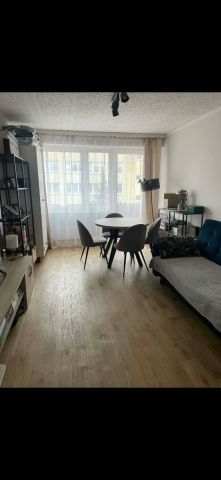 Mieszkanie 2-pokojowe Ozorków, ul. gen. Władysława Sikorskiego. Zdjęcie 1